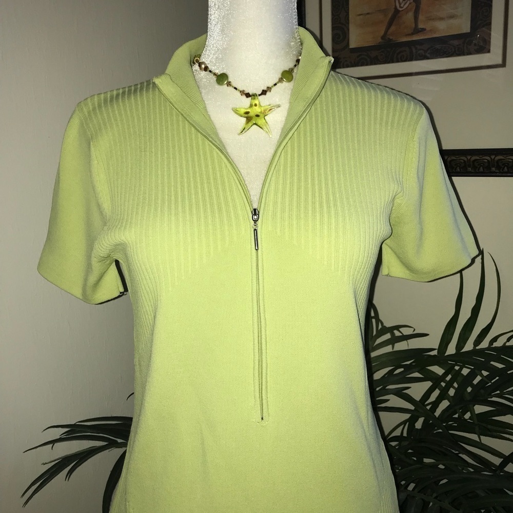 2/$20 Carducci StretchKnit Short Sleeve Zipper Front Top